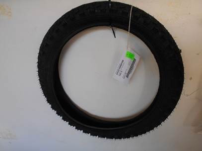 Slika na kojoj se prikazuje Automobilski dijelovi, guma, Sintetika guma, prirodna guma

Opis je automatski generiran